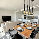 公寓 Sr Oasis 325 2 Bdr Penthouse With Sea View 埃斯特波纳