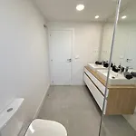 Sr Oasis 325 2 Bdr Penthouse With Sea View 埃斯特波纳