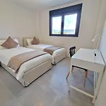 公寓 Sr Oasis 325 2 Bdr Penthouse With Sea View 埃斯特波纳