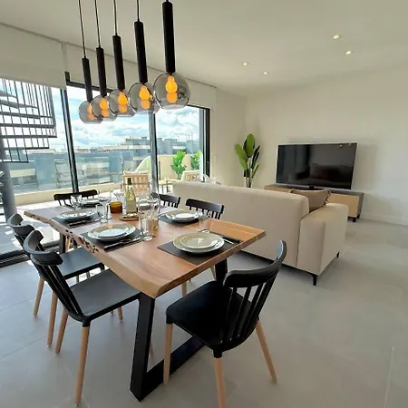 Apartment Sr Oasis 325 2 Bdr Penthouse With Sea View *